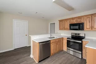 640 W Marshall St, Van Alstyne, TX 75495 - Photo 4