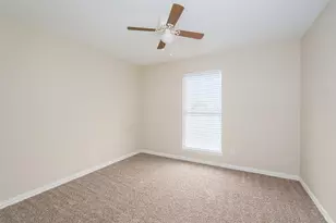 640 W Marshall St, Van Alstyne, TX 75495 - Photo 12