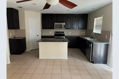 5716 Sapphire Pool Trail, Fort Worth, TX 76244 - Photo 6