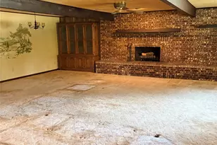 3103 N Oak Ave, Mineral Wells, TX 76067 - Photo 14