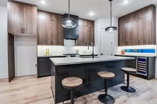 2906 Hawthorne Ave, Dallas, TX 75219 - Photo 8
