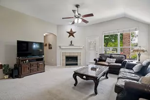 8702 Nairn St, Rowlett, TX 75089 - Photo 4