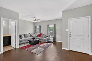 1933 Timber Oaks Dr, Garland, TX 75040 - Photo 2