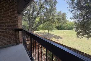 7525 Holly Hill Dr, Dallas, TX 75231 - Photo 20