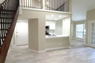 7525 Holly Hill Dr, Dallas, TX 75231 - Photo 4
