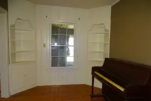 408 W Tyler St, Ennis, TX 75119 - Photo 14