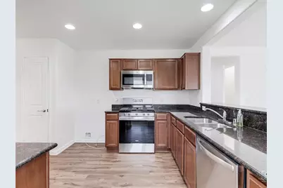 7542 Birmingham Forest Drive, Frisco, TX 75036 - Photo 10