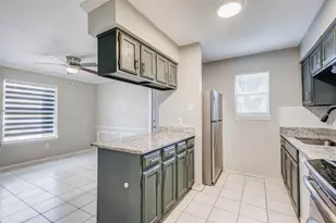 2904 S Fielder Rd, Arlington, TX 76015 - Photo 8