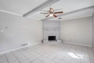 2904 S Fielder Rd, Arlington, TX 76015 - Photo 4