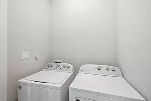 131 Gdn Ct E, Arlington, TX 76013 - Photo 18