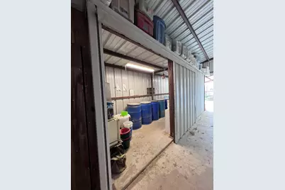 706 County Road 4599, Boyd, TX 76023 - Photo 30