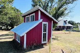 706 Co Rd 4599, Boyd, TX 76023 - Photo 22