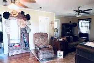706 Co Rd 4599, Boyd, TX 76023 - Photo 4