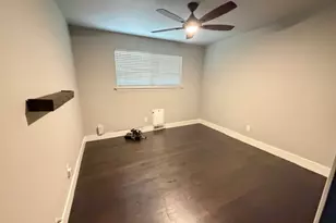 3158 Newcastle Dr, Dallas, TX 75220 - Photo 14