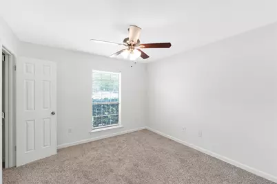 2600 Summertree Drive, Carrollton, TX 75006 - Photo 28