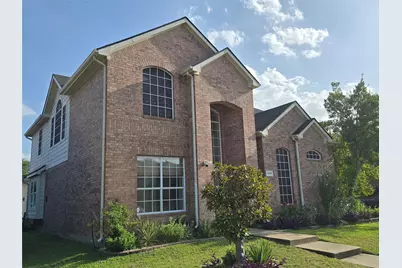 1516 Fallcreek Court, Allen, TX 75002 - Photo 2