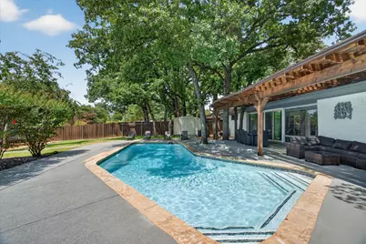 1317 W Redbud Drive, Hurst, TX 76053 - Photo 34