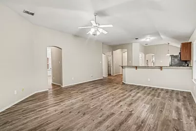 10728 Lipan Trail, Fort Worth, TX 76108 - Photo 2