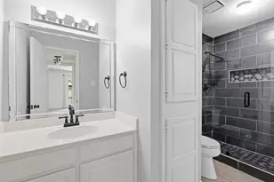 322 W Harwood Rd, Hurst, TX 76054 - Photo 16