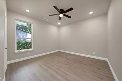 407 E Willingham Street, Cleburne, TX 76031 - Photo 28