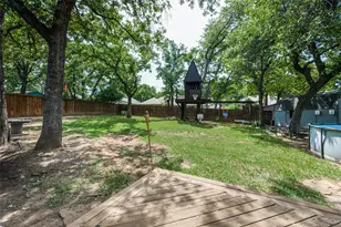 7809 Miracle Ln, North Richland Hills, TX 76182 - Photo 20