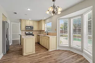 5400 Crater Lake Dr, Fort Worth, TX 76137 - Photo 6