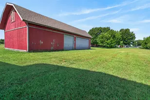 1217 Sharondale Dr, Crowley, TX 76036 - Photo 34