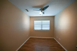 209 Brook Cir, Krum, TX 76249 - Photo 12