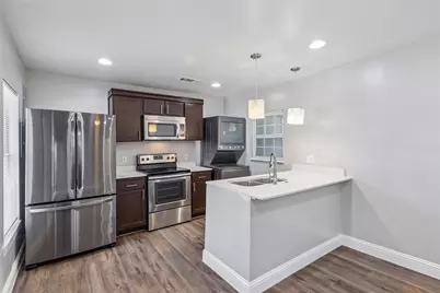 403 E 2nd Street, Arlington, TX 76010 - Photo 2