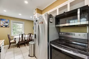 117 Myrtle Ct, Hurst, TX 76053 - Photo 12
