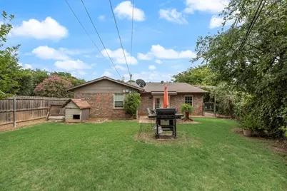 117 Myrtle Court, Hurst, TX 76053 - Photo 20