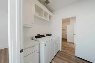 11661 Liberty Commons Ct, Dallas, TX 75229 - Photo 24