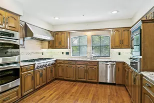 3617 Hidalgo St, Irving, TX 75062 - Photo 10