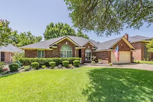 3317 Clearfield Dr, Grapevine, TX 76051 - Photo 2
