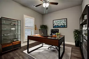 305 Wyatt St, Waxahachie, TX 75165 - Photo 14