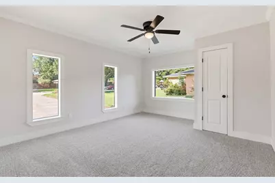 385 Crockett, Lewisville, TX 75057 - Photo 24