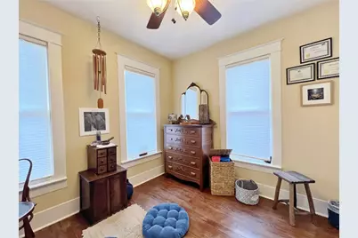828 W 8th Street, Dallas, TX 75208 - Photo 20