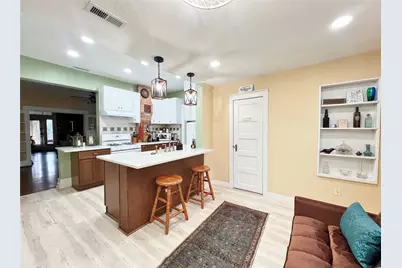 828 W 8th Street, Dallas, TX 75208 - Photo 10