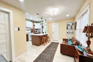 828 W Eighth St, Dallas, TX 75208 - Photo 12