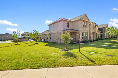 4812 Sparkling Pathway, Haltom City, TX 76117 - Photo 2