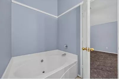 5440 Trout Creek Court, Watauga, TX 76137 - Photo 16