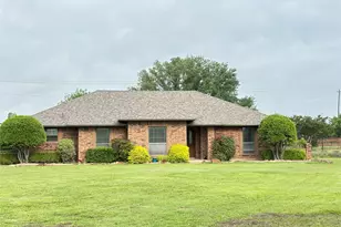 10694 Rose Garden Ct, McKinney, TX 75072 - Photo 1