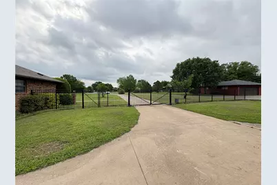 10694 Rose Garden Court, McKinney, TX 75072 - Photo 24