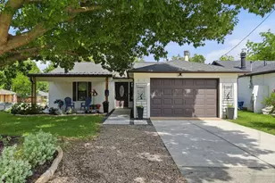 714 Parks Ave, Rockwall, TX 75087 - Photo 1