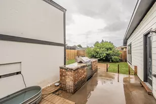 1240 Camden Yard Dr, Fort Worth, TX 76028 - Photo 36