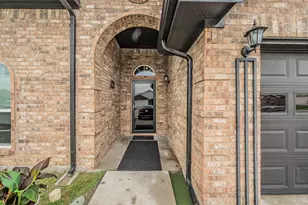 1240 Camden Yard Dr, Fort Worth, TX 76028 - Photo 2