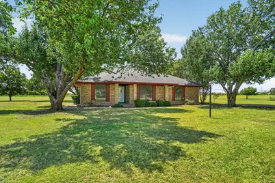 104 Royal Park Lane, Waxahachie, TX 75165 - Photo 1