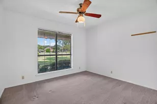 104 Royal Park Ln, Waxahachie, TX 75165 - Photo 22