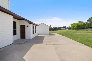 105 Dustin Dr, Fate, TX 75189 - Photo 32