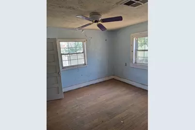 407 Travis Street, Van Horn, TX 79855 - Photo 8